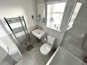 Photo 27- click for photo gallery